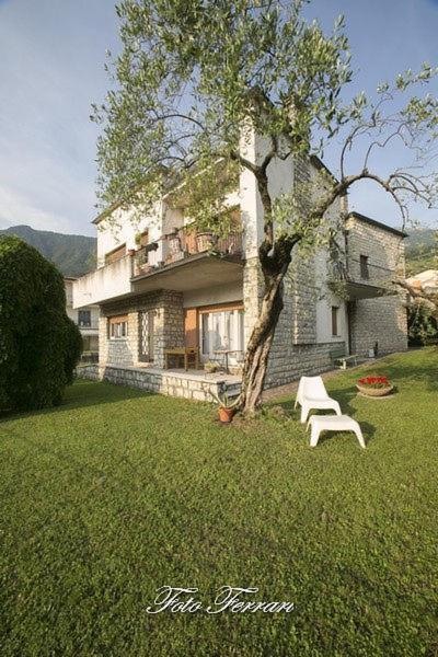 Casa Vacanze Gli Ulivi Del Lago Villa Sale Marasino Bagian luar foto